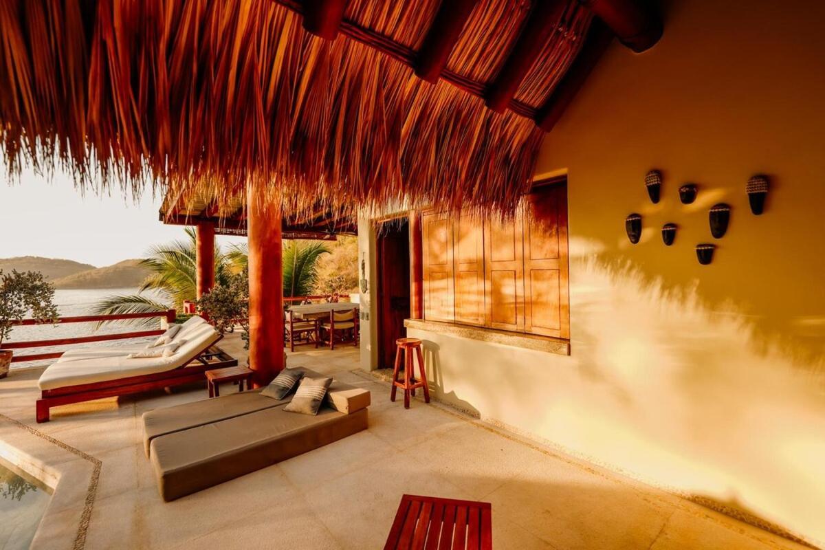 Dream Villa With Private Beach And Catering Zihuatanejo Esterno foto