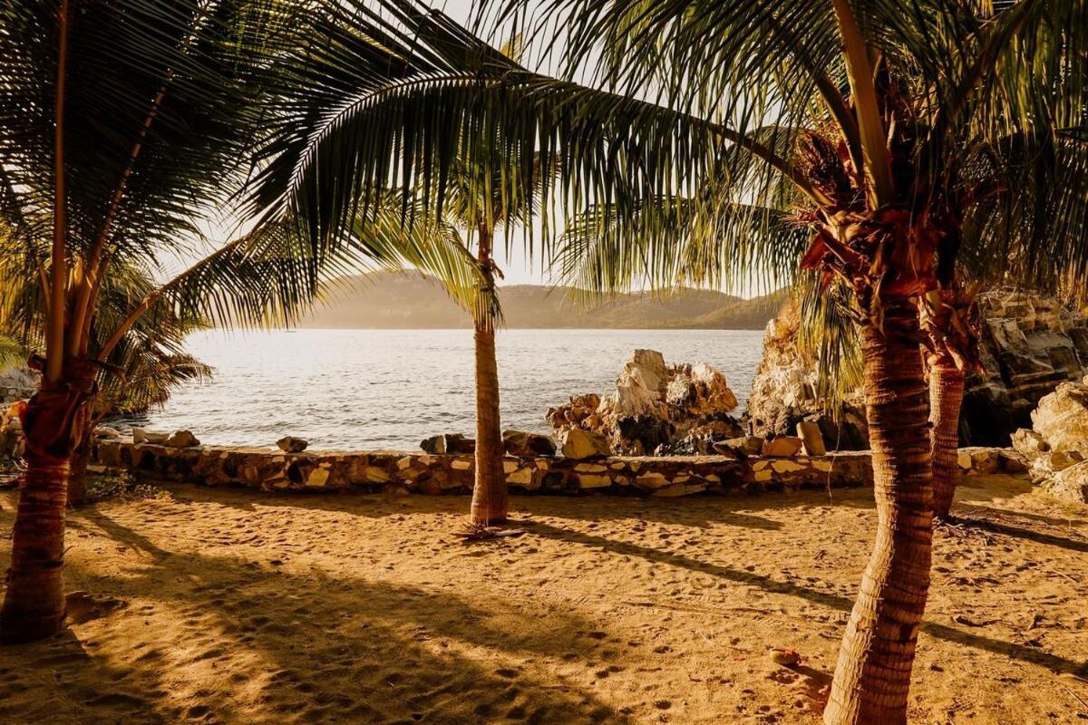 Dream Villa With Private Beach And Catering Zihuatanejo Esterno foto