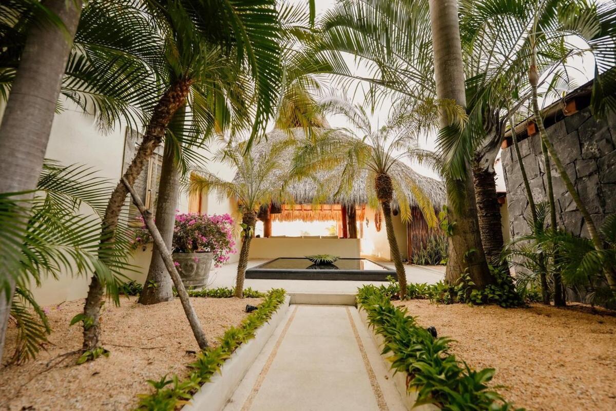 Dream Villa With Private Beach And Catering Zihuatanejo Esterno foto